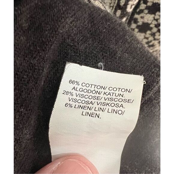 Lucky Brand Boho V-Neck Loose Fit Stretchy Long Sleeve Top - Picture 4 of 4